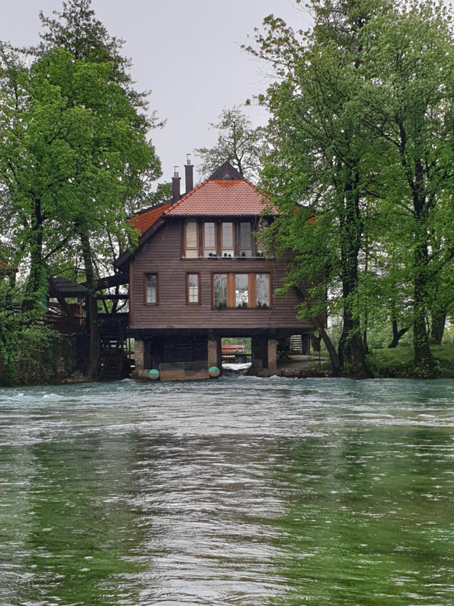 Apartments Mlin Bihać Buitenkant foto